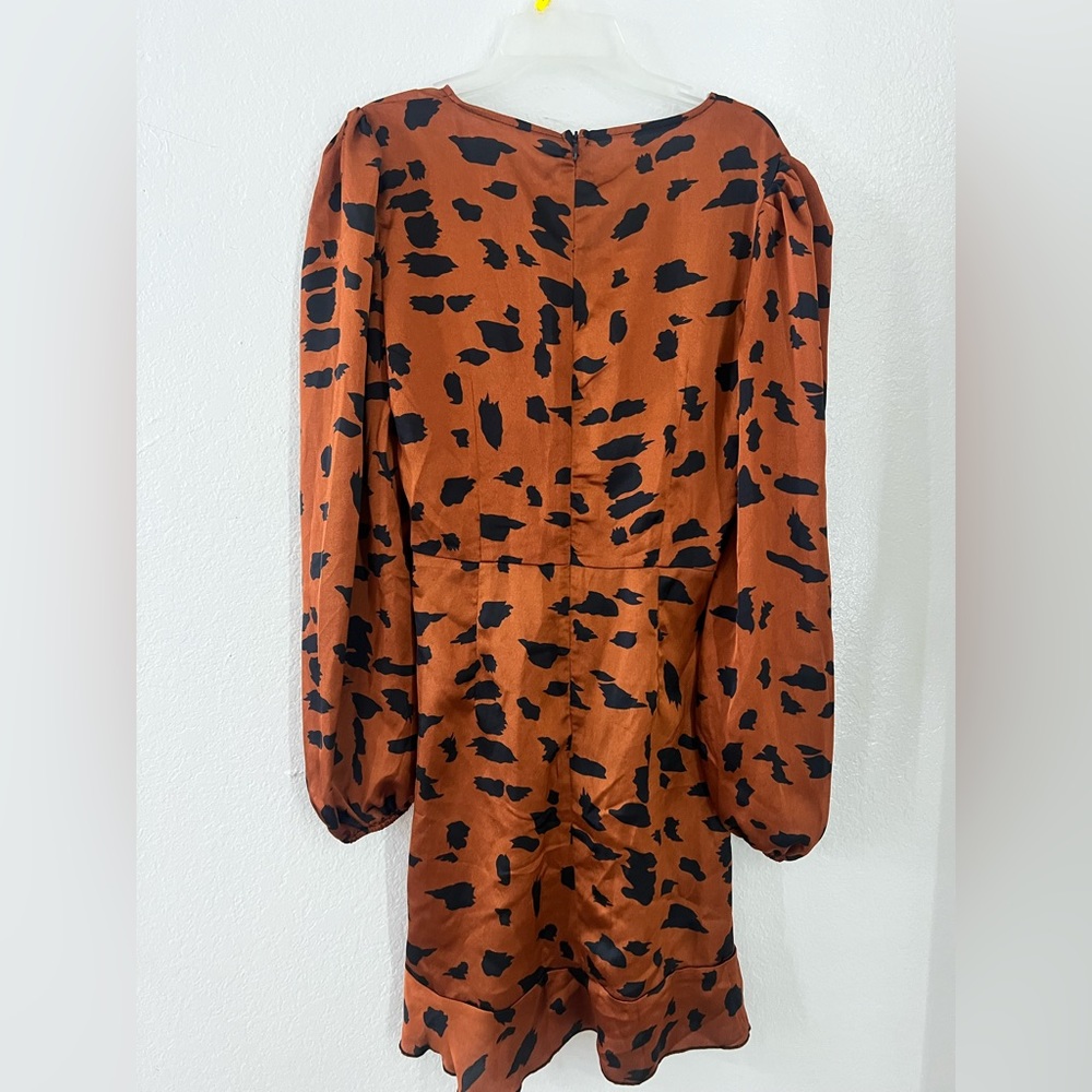 Leopard Dress - Picture 4 of 5